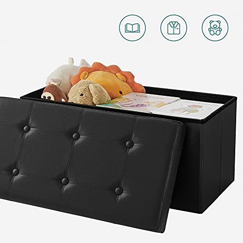 Diversidad de usos para la Otomana Puff de Almacenaje de 80 litros y carga hasta 300 kg. Elaborado en PVC negro acolchado ideal en sala de estar, dormitorio o entrada. LSF105 de Songmics
