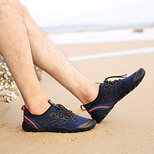 En la playa con el Calzado de verano, playa, baño, secado rápido, para nadar, Mesh Slip on para hombre y mujer, color Azul, talla 44 EU. SAGUARO