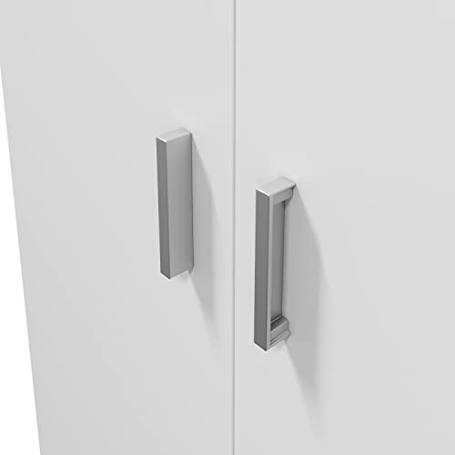 Detalle de los tiradores del armario escobero hecho en España Habitdesign de 2 puertas blanco