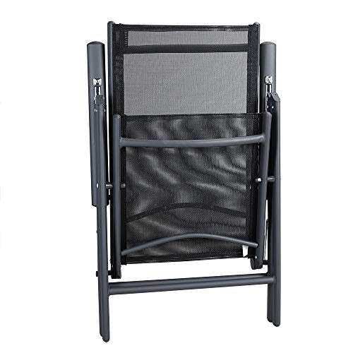 Detalle silla plegada del Conjunto de jardín Negro Juego de 4 sillas plegables de aluminio y 1 Mesa. Bern. Casaria