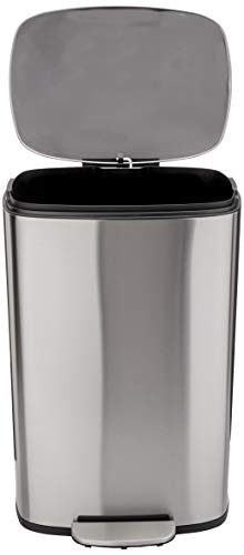 Vista frontal con tapa abierta de Cubo 50 litros Nickel Satinado para Separar y Reciclar Resíduos. Amazon Basics