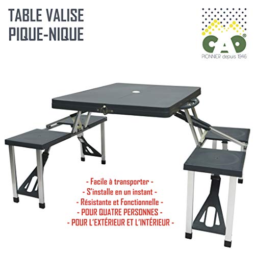 Vista general de la Mesa con 4 asientos plegable de aluminio en maleta para acampada, color gris. Cao