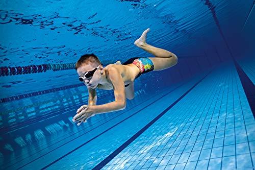 Niño buceando en piscina con sus gafas de natación infantil. 92338. Arena