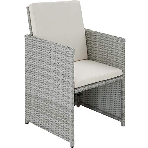 Conjunto de Muebles de Jardín 2 sillas + 1 mesa, Trenzado de Polirratán, Tornillos de Acero Inoxidable Gris Claro. Vista de sillón. TecTake